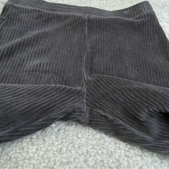 Aerie Gray Ribbed Flare Pants Velour Pull On Med Long ALTERED to 29.5” inseam - Picture 5 of 8